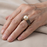 Anel Vintage Dourado com Pérola