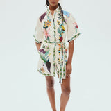 VESTIDO CAMISEIRO COM ESTAMPADO FLORAL E LAÇO NA CINTURA