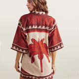 CONJUNTO DE DUAS PEÇAS COM ESTAMPADO TRIBAL