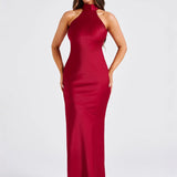 ZEYNEP | Elegante Maxi Vestido de Cetim com Decote Halter