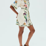 VESTIDO CAMISEIRO COM ESTAMPADO FLORAL E LAÇO NA CINTURA