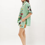 CONJUNTO CAMISA E CALÇÕES ESTAMPADO TROPICAL