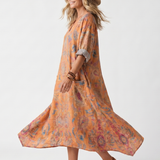 Remi | Vestido Midi Oversized com Decote em V e Estampa