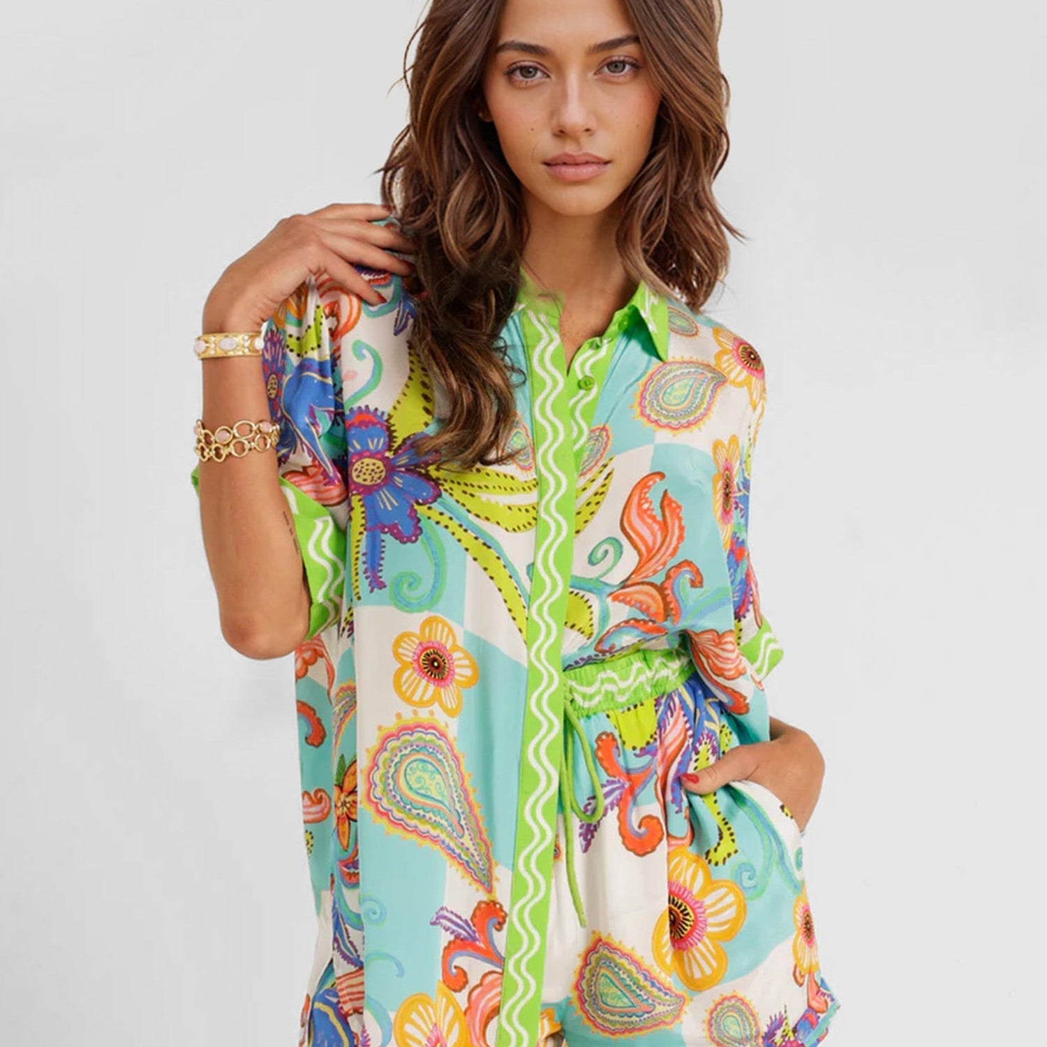 CONJUNTO DE CAMISA ESTAMPADA BOHO