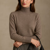 Amara - Pullover de Gola Alta Luxuoso