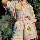 CONJUNTO DE CAMISA E CALÇÕES COM CINTO