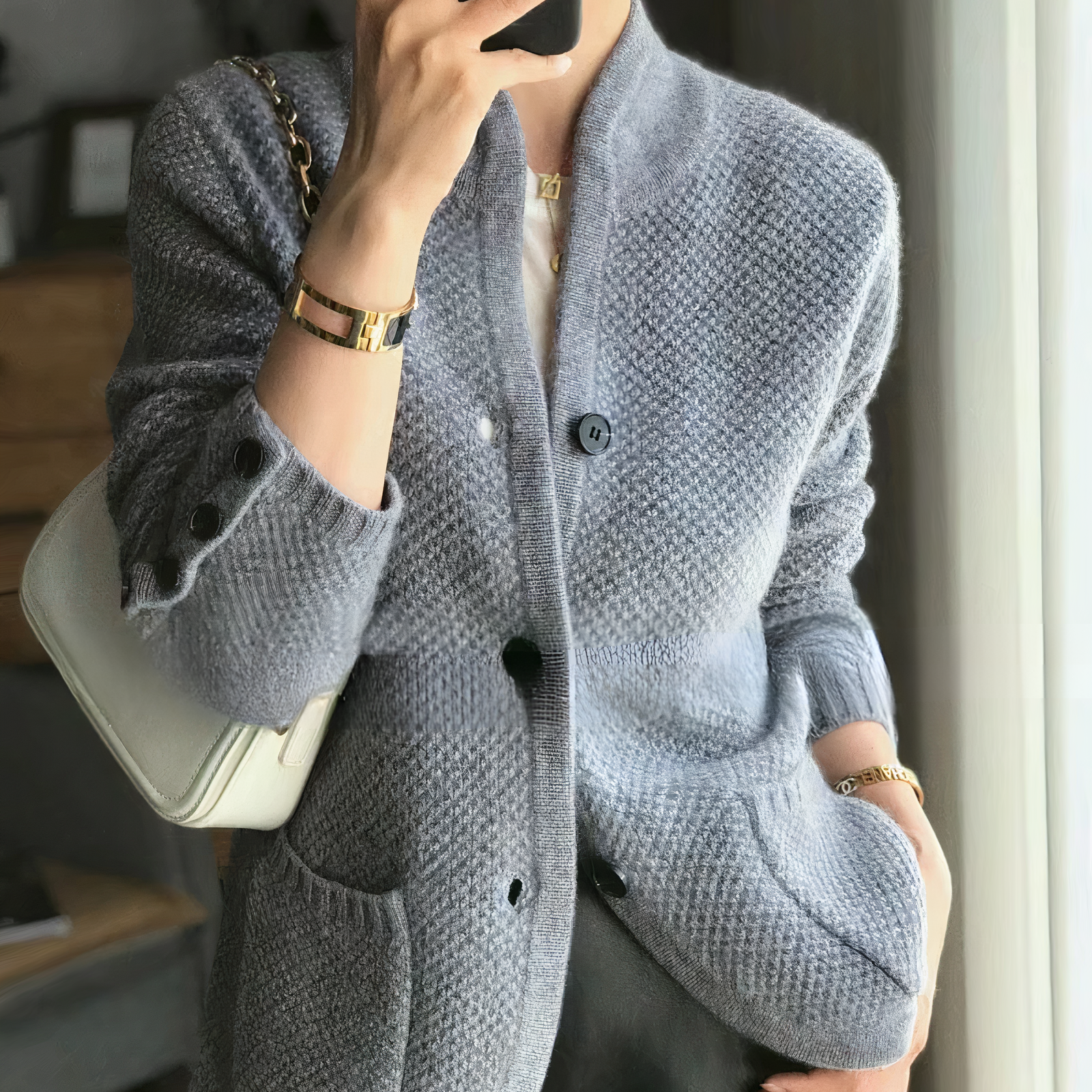 Aramis | Cardigan com botões para mulher | Moderno