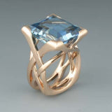 Anel Vintage em Ouro Rosa com Zircônia Azul