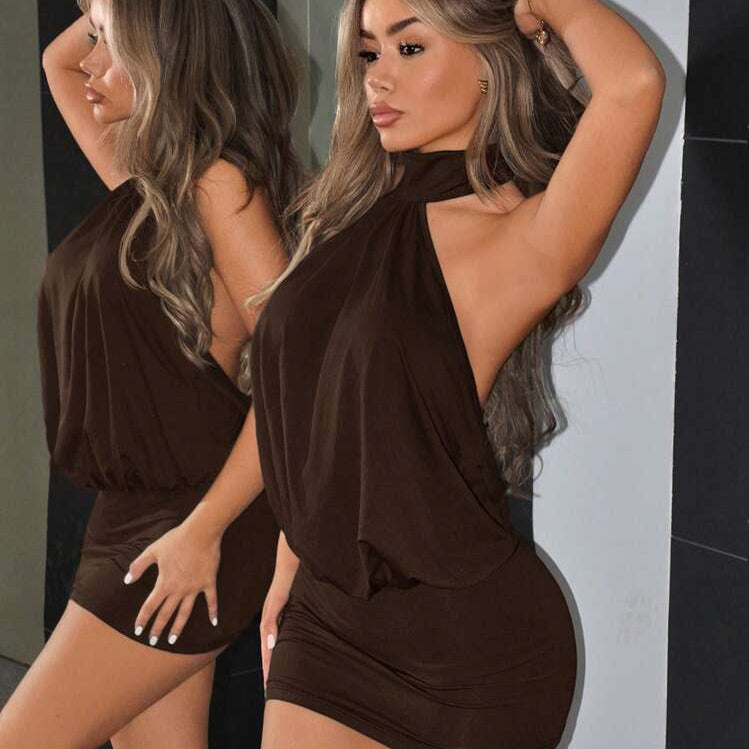 VESTIDO CURTO HALTER DE COSTAS ABERTAS