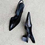 Wynn - Sapatos de salto com ponta larga