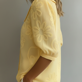 Sara – Blusa com Flores Bordadas