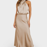 Flávia - Vestido de Cetim Glamouroso
