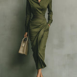 Noëlle™ | Vestido maxi em verde militar