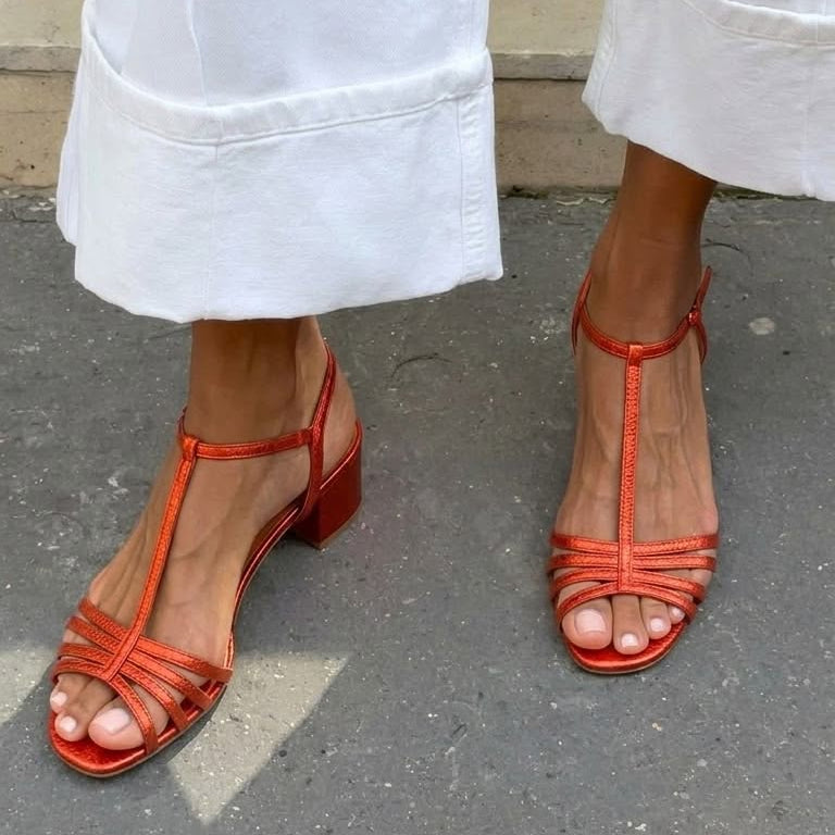 Allegra | Sandálias Douradas Elegância Diária