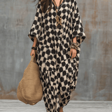 Vestido maxi caftão de inspiração boémia com bolinhas e corte solto