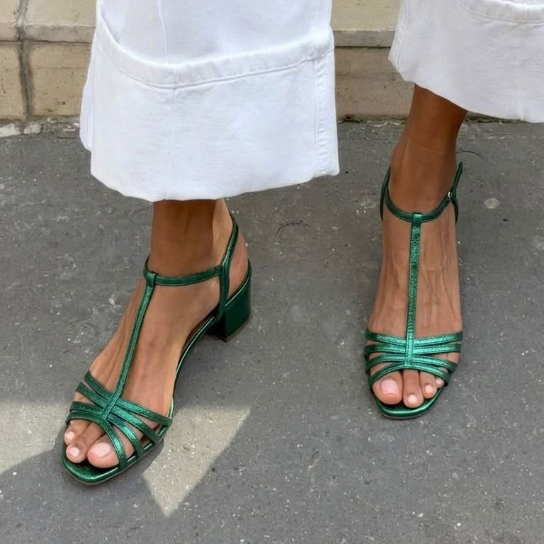 Allegra | Sandálias Douradas Elegância Diária