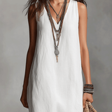 Vestido maxi branco sem mangas com decote em V