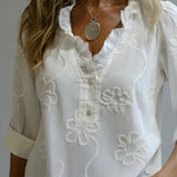 Lili™ - Blusa com detalhes bordados