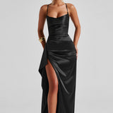 VESTIDO COMPRIDO ACETINADO COM ABERTURA